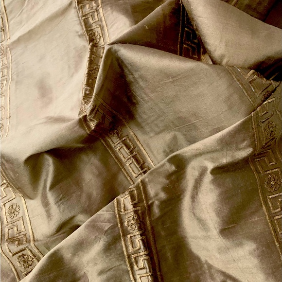 Vintage Kravet Couture Embroidered Silk Fabric - Picture 2 of 3